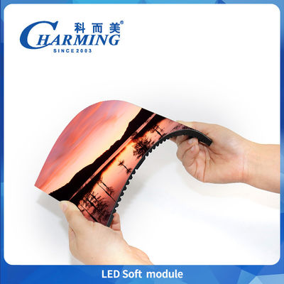 LED نرم ماژول صفحه نمایش LED نرخ تجدید بالا ضد محیط نور نمایش قابل تنظیم انعطاف پذیر